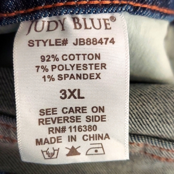 Judy Blue Raw Hem Tummy Control Flare Overalls NWT - Picture 10 of 17